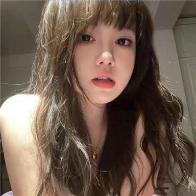 飘动的红丝带